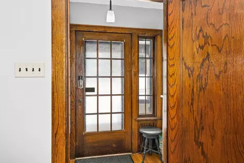 Entry Way - 312 N 40th Ave E, Duluth, MN 55804 photo 3 of 5