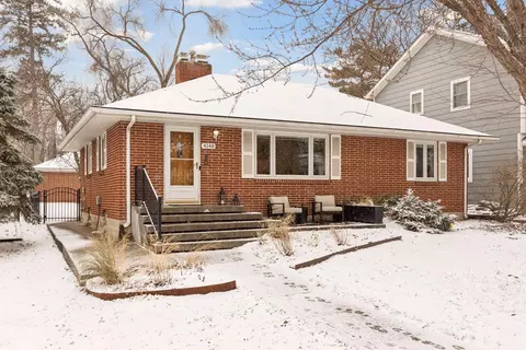 4148 Chowen Ave S, Minneapolis, MN 55410