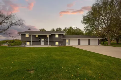 Exterior - 14159 Summit Ln, Waseca, MN 56093 photo 1 of 12