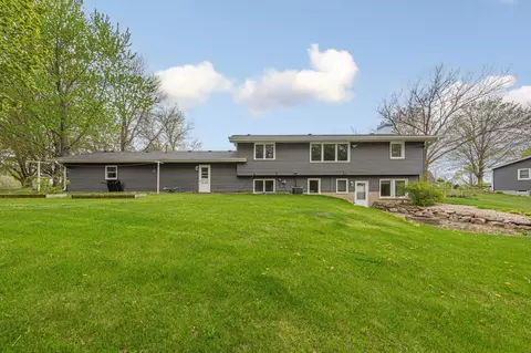 Exterior - 14159 Summit Ln, Waseca, MN 56093 photo 8 of 12