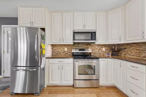 Kitchen - 14159 Summit Ln, Waseca, MN 56093 photo 4 of 4