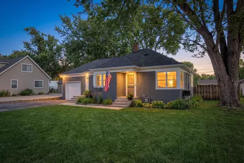 208 11th St S, Hudson, WI 54016