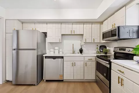 Kitchen - 1500 Quebec Ave N, Champlin, MN 55316 photo 3 of 3