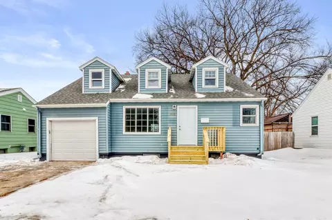1605 14th St S, Fargo, ND 58103