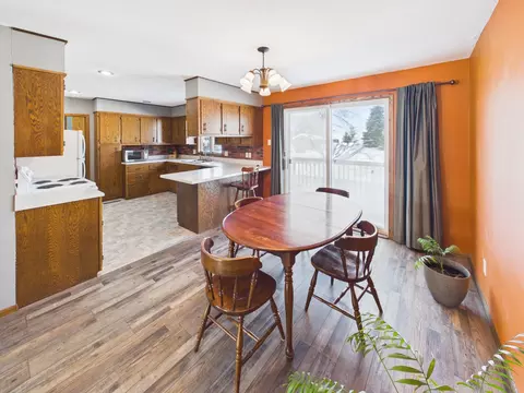 Dining - 702 Dakota Ave, Hoffman, MN 56339 photo 2 of 2