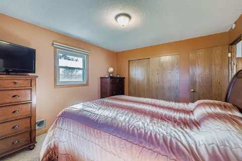 Bedroom - 6802 117th Ave N, Champlin, MN 55316 photo 1 of 5