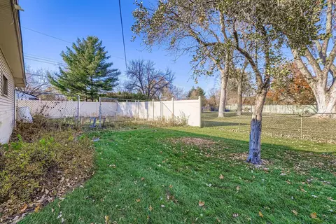 Exterior - 6802 117th Ave N, Champlin, MN 55316 photo 5 of 6
