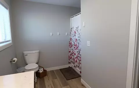 Bath - 43894 Easy St, Perham, MN 56573 photo 3 of 5
