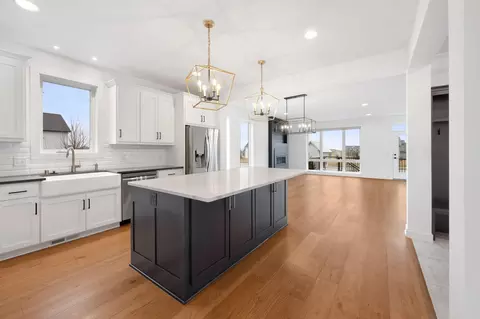 Kitchen - 6301 Red Cedar Dr, Chaska, MN 55318 photo 4 of 5