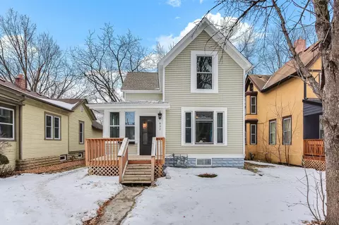 832 Armstrong Ave, Saint Paul, MN 55102