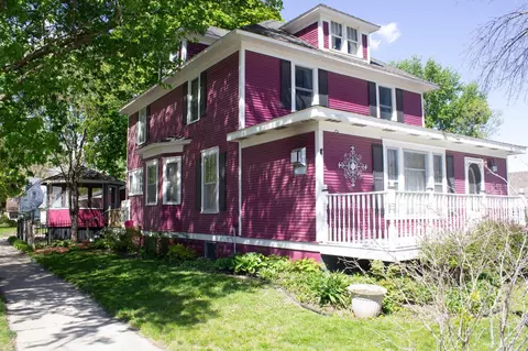 710 W Oakland Ave, Austin, MN 55912