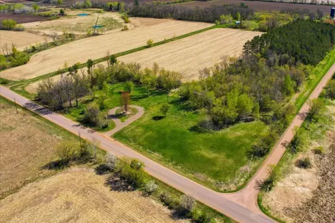 2052 Olympic St, Mora, MN 55051 photo 2