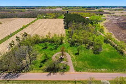 2052 Olympic St, Mora, MN 55051 photo 10