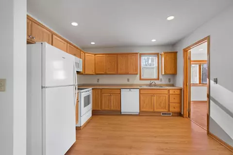 3901 Mapleton Ave, Spring Park, MN 55384 photo 8