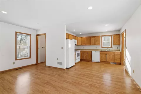 3901 Mapleton Ave, Spring Park, MN 55384 photo 7