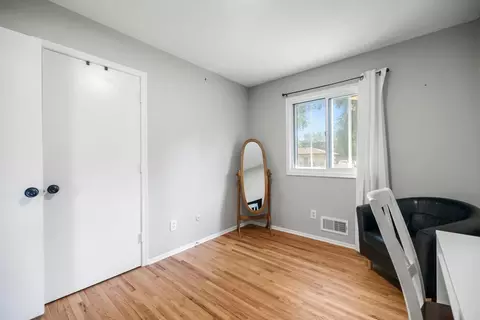 4370 Nicols Rd, Eagan, MN 55122 photo 23