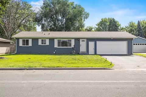 4370 Nicols Rd, Eagan, MN 55122