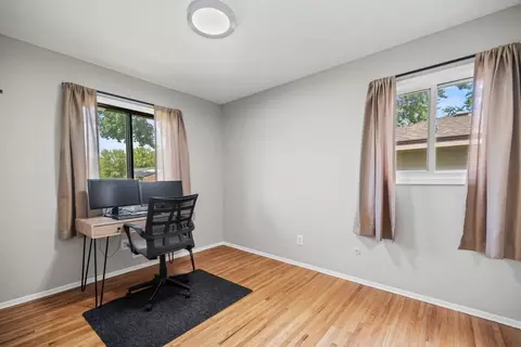 4370 Nicols Rd, Eagan, MN 55122 photo 18