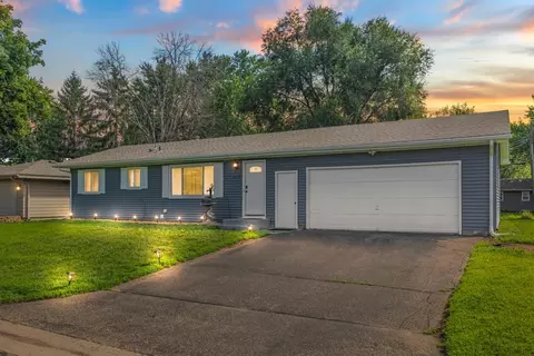 4370 Nicols Rd, Eagan, MN 55122 photo 3