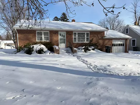 213 7th Ave SE, Elbow Lake, MN 56531