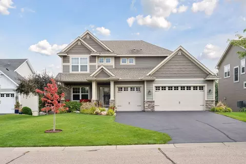 8825 Aspen Cir, Victoria, MN 55386