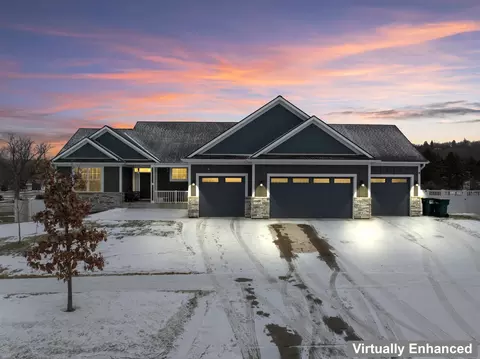 4712 Cassidy Ridge Dr NE, Rochester, MN 55906