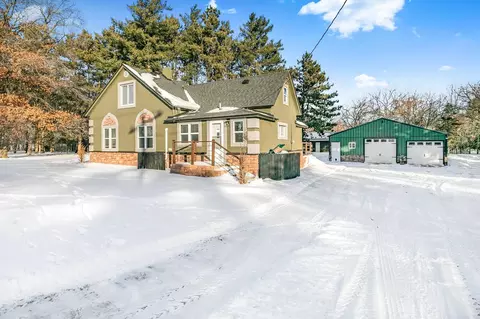 16126 19th St, Clear Lake, MN 55319