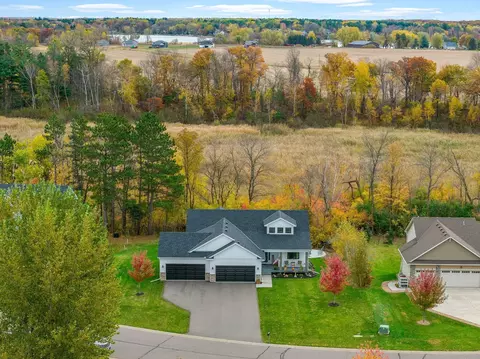 642 Alaska Pl S, Cambridge, MN 55008