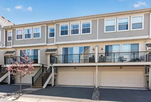 4735 Victor Path #6, Hugo, MN 55038