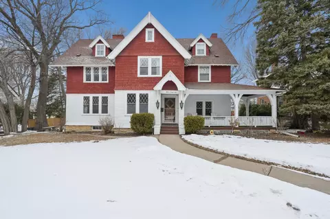 1591 Summit Ave, Saint Paul, MN 55105