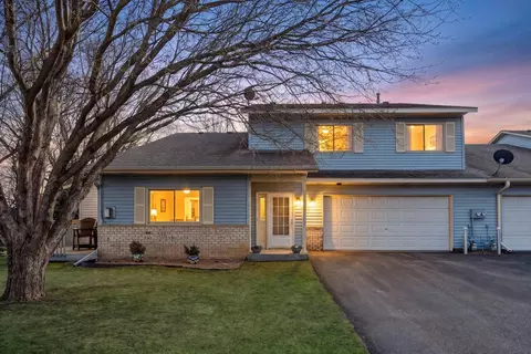 1120 Aston Pl, Burnsville, MN 55337