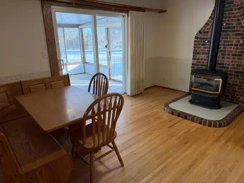 Dining - 307 Richway Dr E, Albert Lea, MN 56007 photo 1 of 1