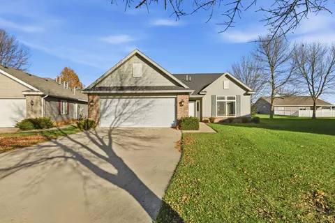 Exterior - 2531 7th Ave SE, Willmar, MN 56201 photo 2 of 8