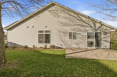 Exterior - 2531 7th Ave SE, Willmar, MN 56201 photo 3 of 8