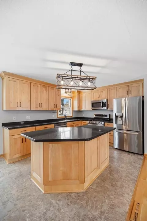 7537 Immanuel Avenue Ct S, Cottage Grove, MN 55016