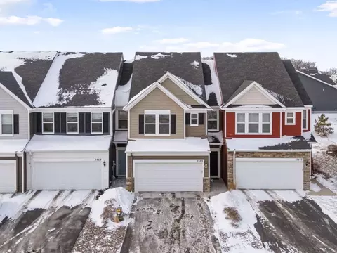 5573 Yucca Ln N, Plymouth, MN 55446
