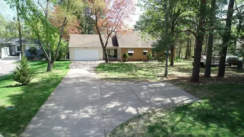 809 Bradford Ave, Champlin, MN 55316
