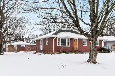 1710 Lois Dr, Shoreview, MN 55126