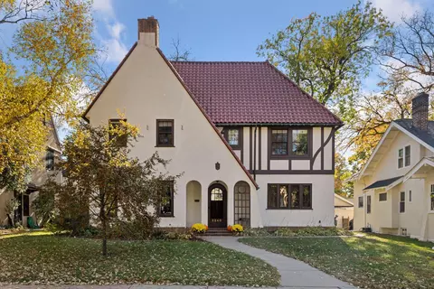 2260 Sargent Ave, Saint Paul, MN 55105