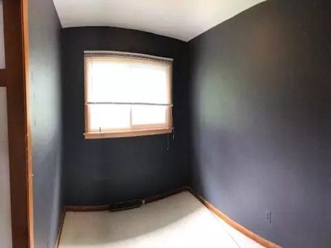 Bedroom - 116 E Niagara St, Duluth, MN 55811 photo 1 of 3