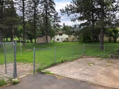 Exterior - 116 E Niagara St, Duluth, MN 55811 photo 6 of 6