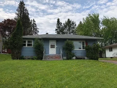 Exterior - 116 E Niagara St, Duluth, MN 55811 photo 2 of 6