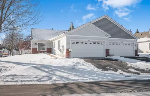 8870 Peep Oday Trl, Eden Prairie, MN 55347
