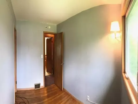 Bedroom - 115 E Niagara St, Duluth, MN 55811 photo 7 of 10