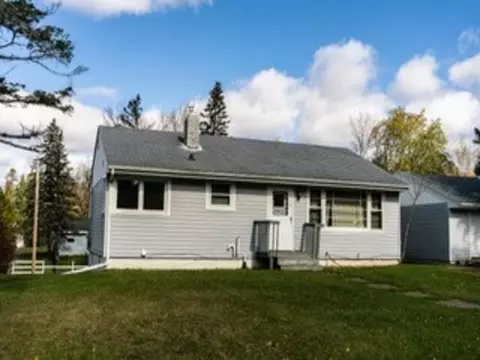 Exterior - 115 E Niagara St, Duluth, MN 55811 photo 2 of 4