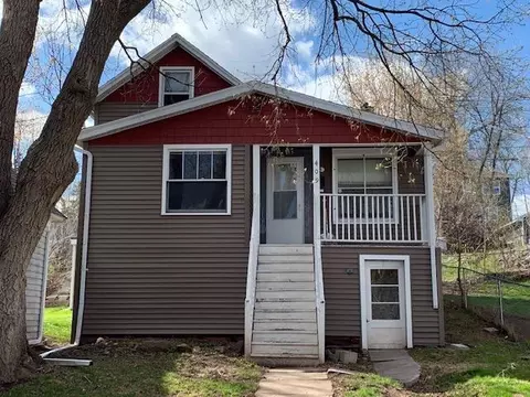 Exterior - 409 E 6th St, Duluth, MN 55805 photo 2 of 3
