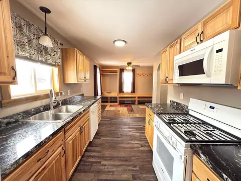 Kitchen - 23033 County Road 2, Brainerd, MN 56401 photo 1 of 2