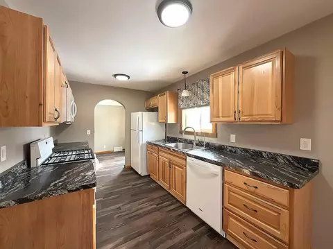 Kitchen - 23033 County Road 2, Brainerd, MN 56401 photo 2 of 2