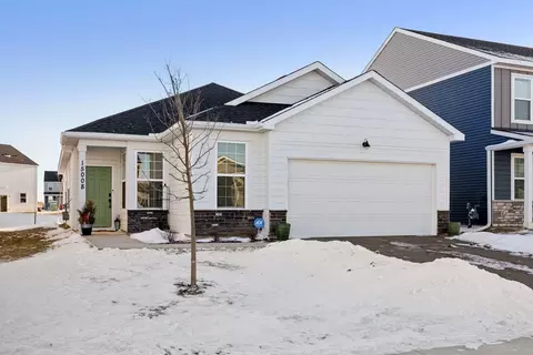 15008 Athgoe Dr, Rosemount, MN 55068