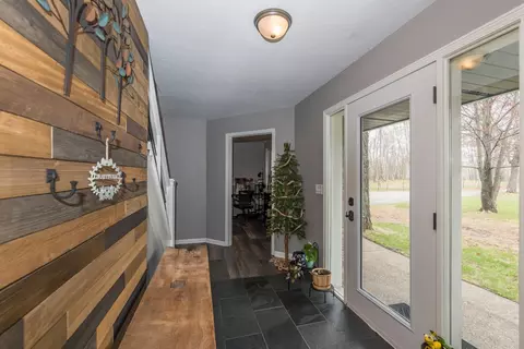 Entry Way - 3702 Gull River Trl, Brainerd, MN 56401 photo 3 of 3